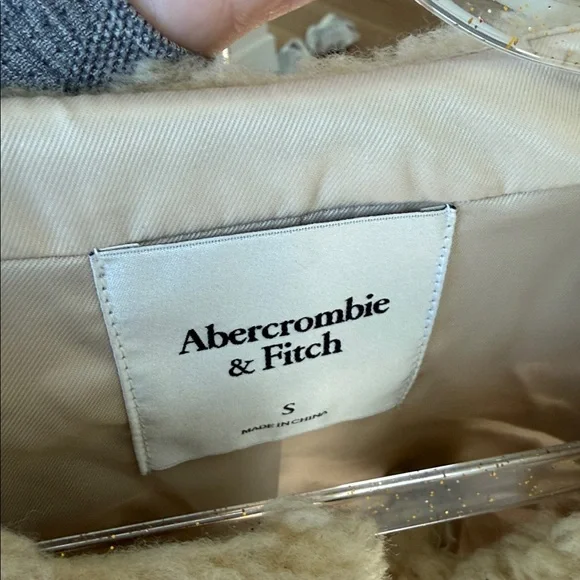 Abercrombie & Fitch Cream Teddy Jacket - Picture 5 of 7